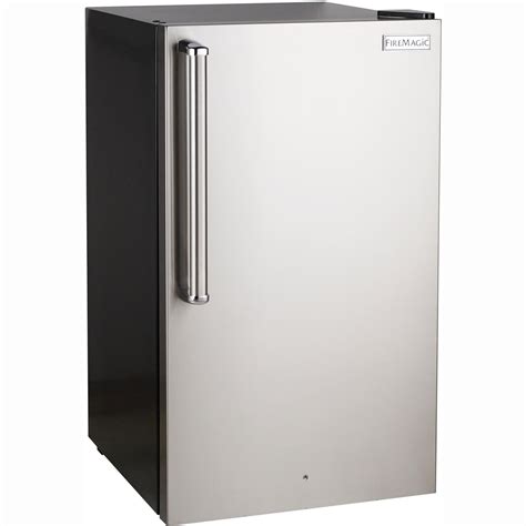 Enhance Your Outdoor Entertaining with the Fire Magic Refrigerator 3598